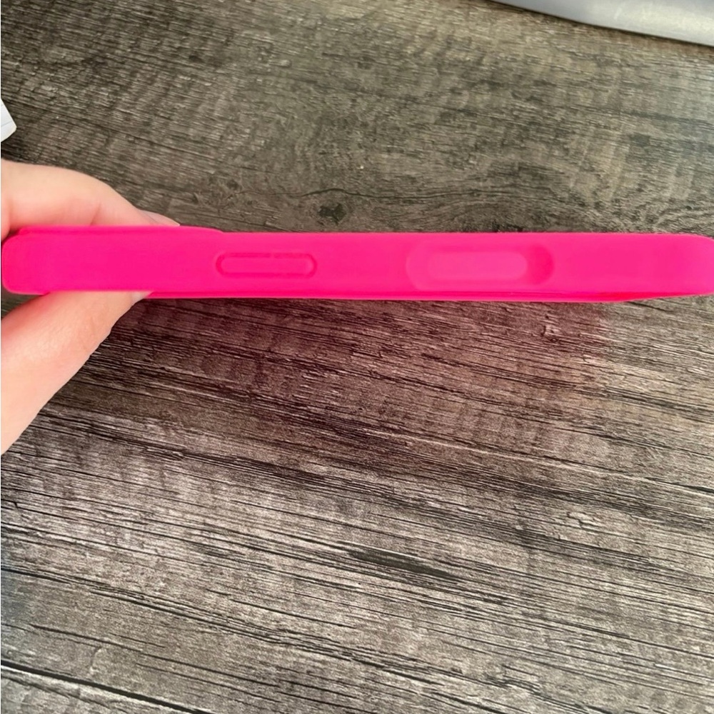 Pink Silicone Phone 17 Case - Picture 5 of 5